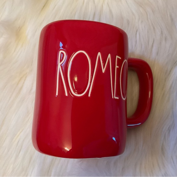 Rae Dunn Romeo & Ghoulet Mug Set - New - Picture 4 of 9